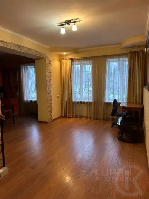 4-к кв. Крым, Симферополь ул. Мира, 4 (164.9 м) - Фото 1
