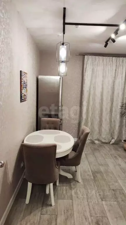 2-к кв. Пермский край, Пермь ул. Революции, 52В (62.0 м) - Фото 2