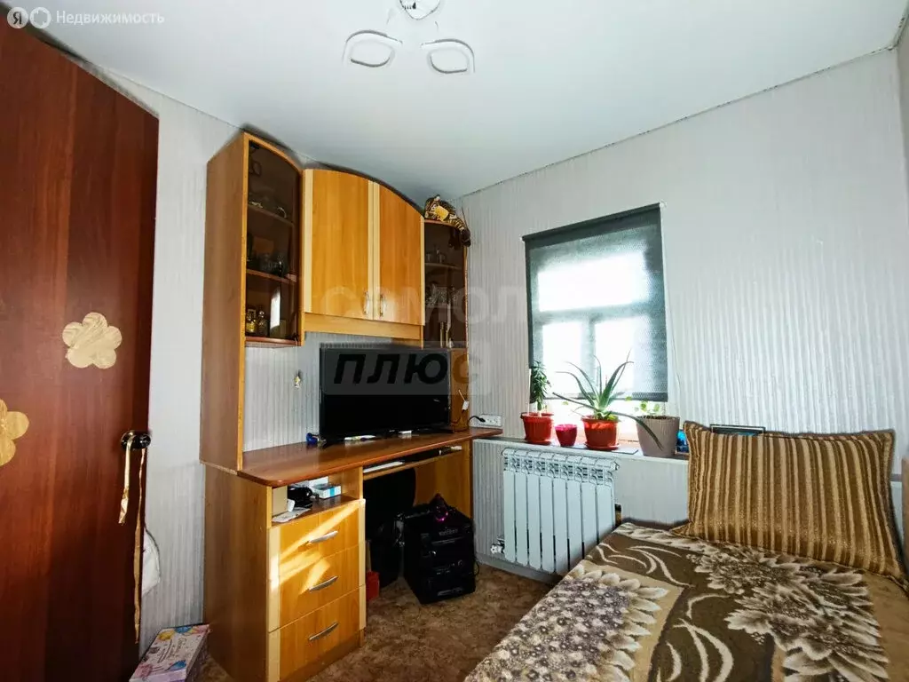 Дом в Оренбург, улица Курача, 15 (50 м) - Фото 1