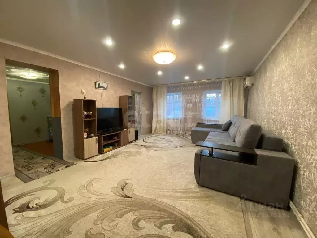 Дом в Белгородская область, Губкинский городской округ, с. Скородное ... - Фото 1