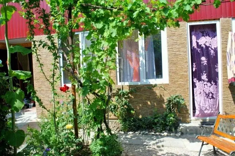 Дом в Крым, Феодосия ул. Халтурина, 4 (40 м) - Фото 1