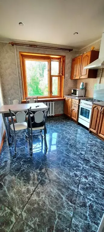 3-к кв. Саратовская область, Балаково Трнавская ул., 8А (64.0 м) - Фото 2