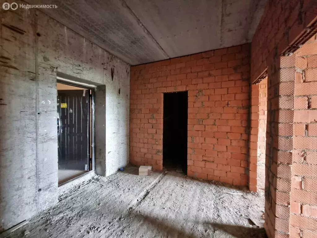 1-комнатная квартира: Владикавказ, улица Куйбышева, 77 (55 м) - Фото 1