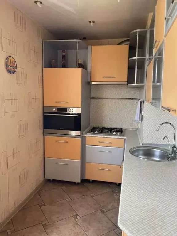 3-к кв. Санкт-Петербург Купчинская ул., 24 (62.3 м) - Фото 1