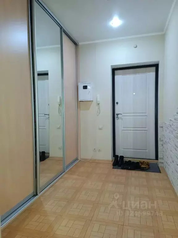 1-к кв. Татарстан, Казань ул. Максимова, 37Б (28.4 м) - Фото 0