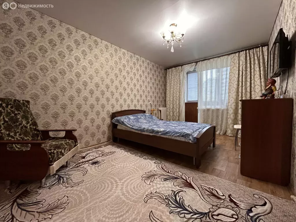 1-комнатная квартира: Челябинск, улица Кузнецова, 15 (32 м) - Фото 0