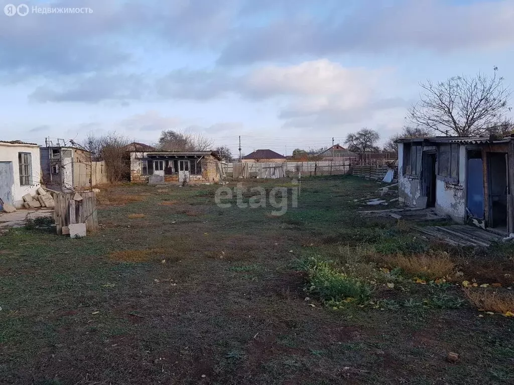 Дом в село Молочное, улица Мира (120 м) - Фото 1