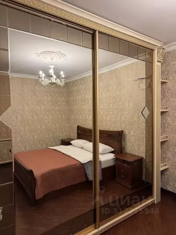 1-к кв. Астраханская область, Астрахань ул. Латышева, 3Ек1 (50.0 м) - Фото 0