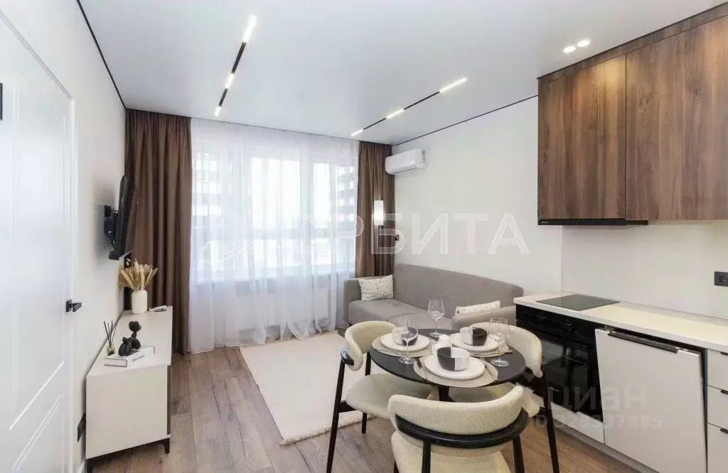 1-к кв. Тюменская область, Тюмень ул. Василия Малкова, 10 (36.5 м) - Фото 1