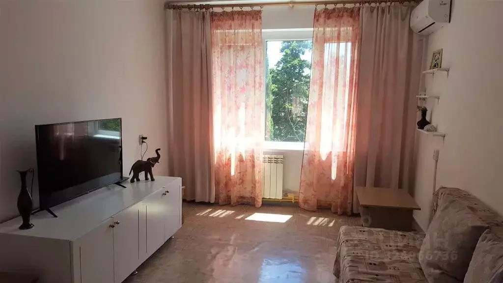 3-к кв. Крым, Алушта ул. Платановая, 4 (53.0 м) - Фото 1