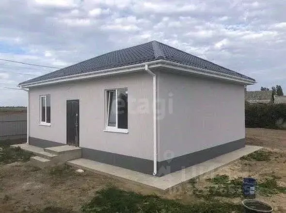 Дом в Краснодарский край, Темрюкский район, Краснострельское с/пос, ... - Фото 1