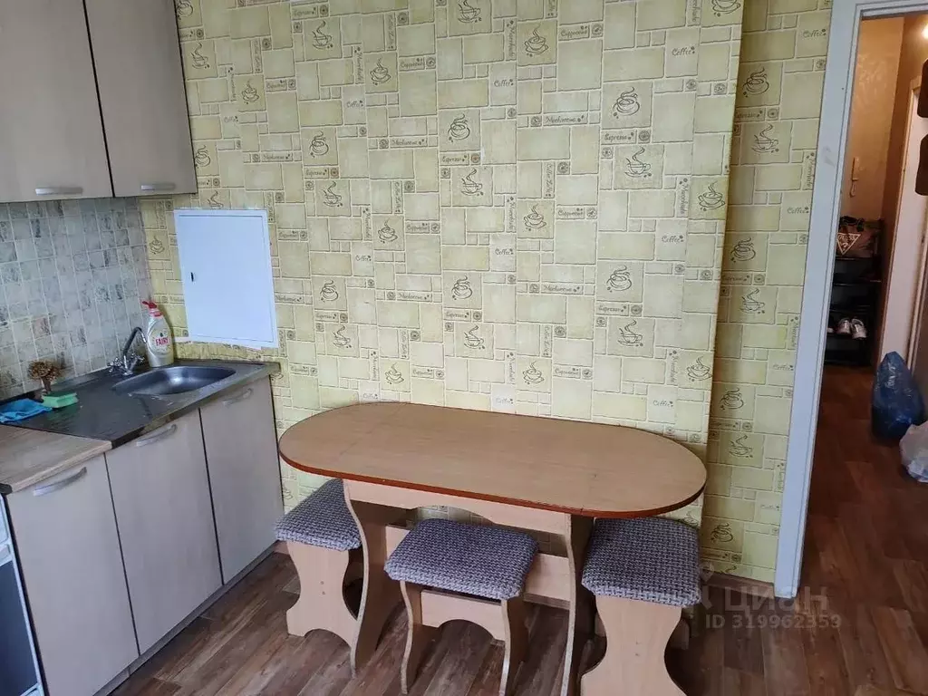 1-к кв. Орловская область, Орловский муниципальный округ, д. Жилина ... - Фото 2