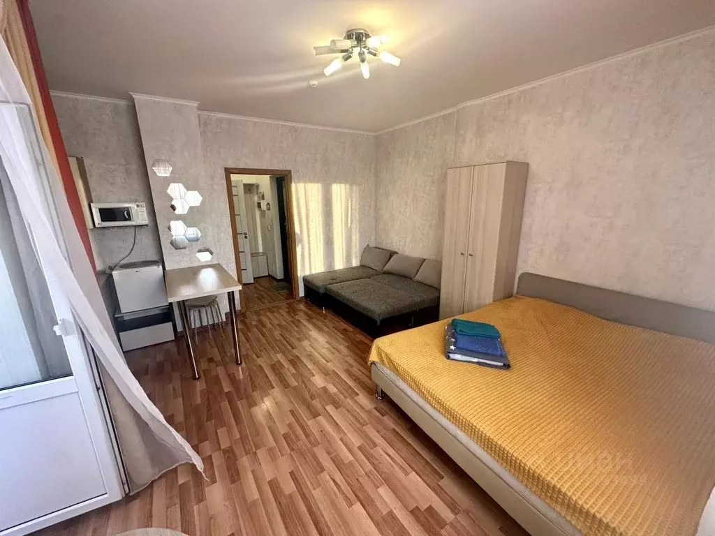 1-к кв. Тюменская область, Тюмень ул. 50 лет ВЛКСМ, 13к3 (32.0 м) - Фото 1