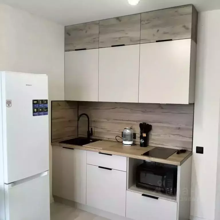 Студия Свердловская область, Екатеринбург ул. Латвийская, 58/5 (23.0 ... - Фото 1