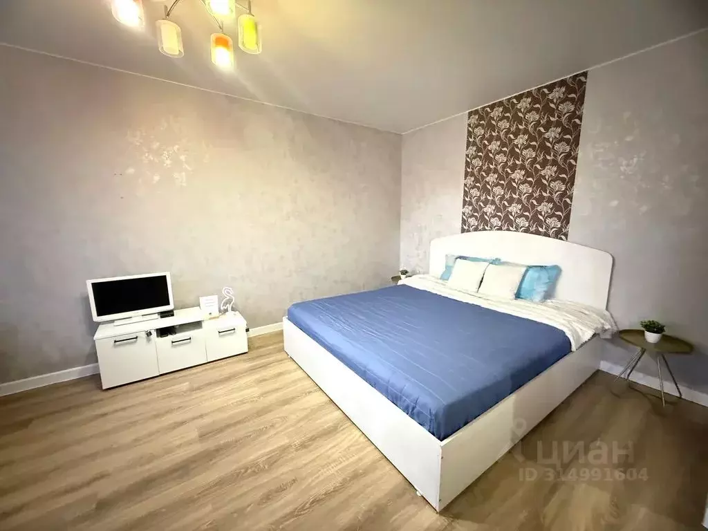 1-к кв. Тюменская область, Тюмень ул. Республики, 174 (35.0 м) - Фото 1