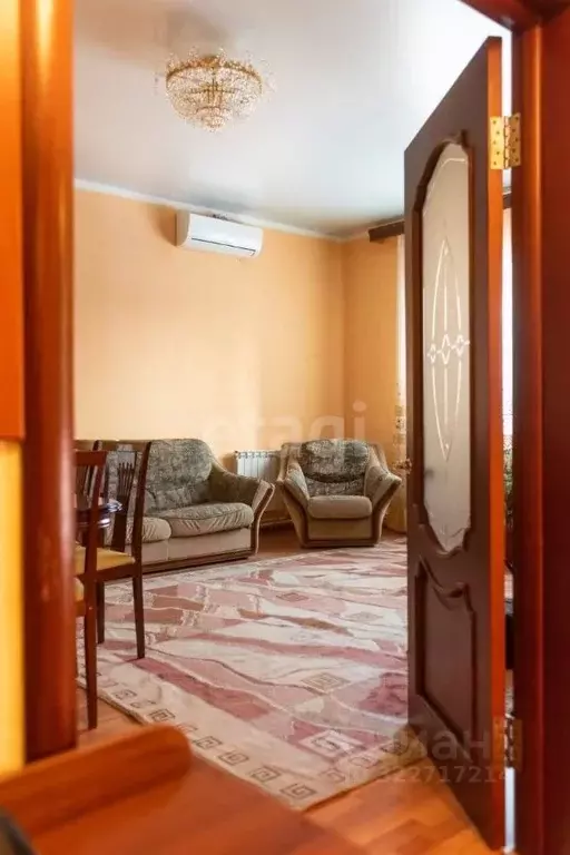 4-к кв. Саха (Якутия), Якутск ул. Петровского, 17/2 (120.1 м) - Фото 1