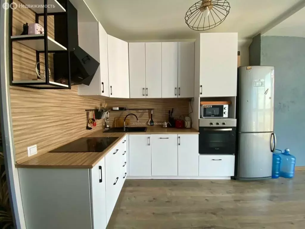 Квартира-студия: Набережные Челны, улица Раскольникова, 18 (36 м) - Фото 1