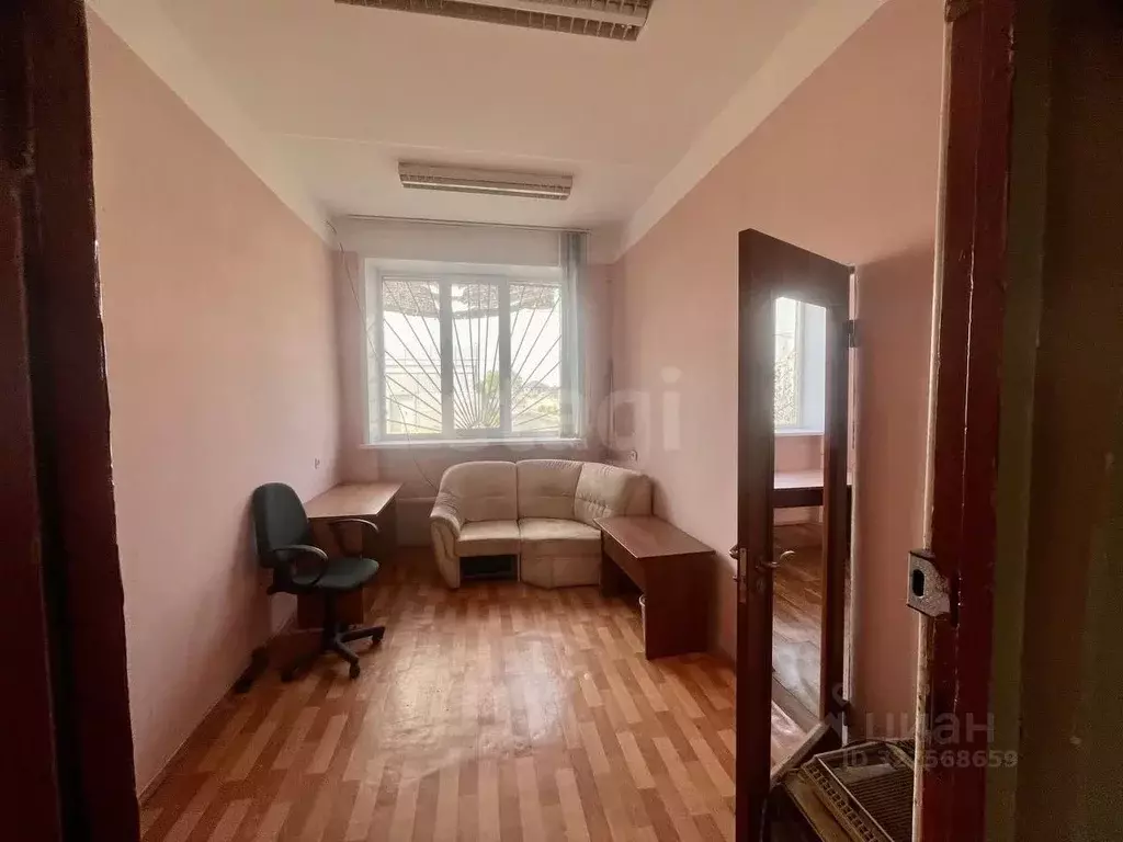 Офис в Астраханская область, Приволжский район, с. Карагали Зеленая ... - Фото 1