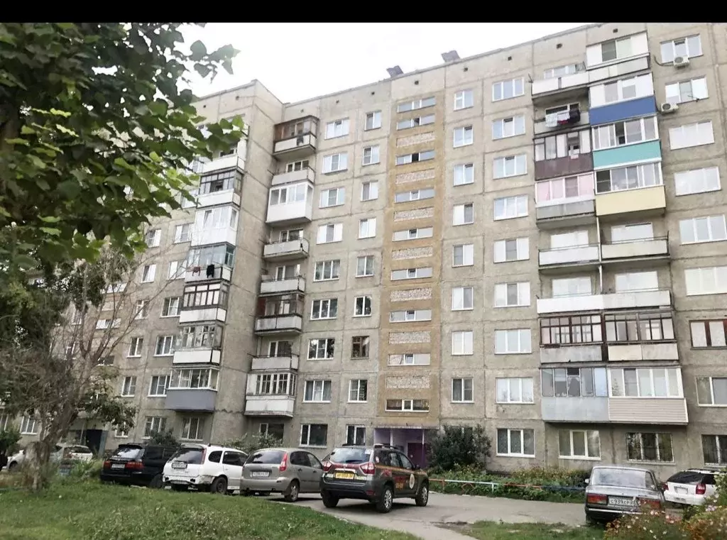 3-к кв. Алтайский край, Барнаул ул. Веры Кащеевой, 20 (65.0 м) - Фото 0