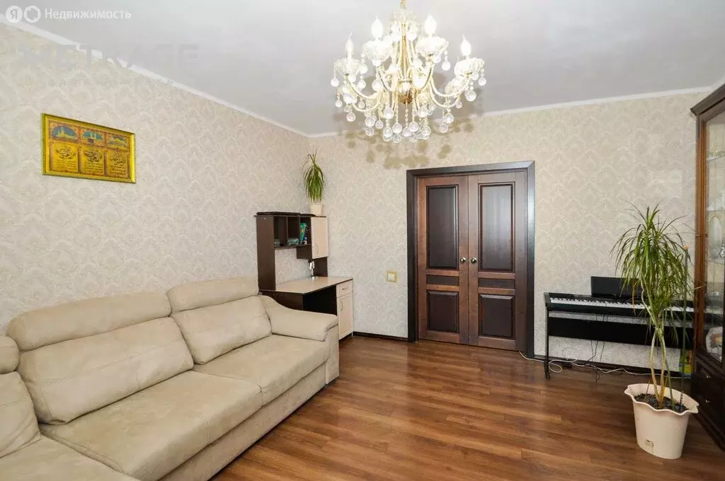 3-комнатная квартира: Обь, улица Чкалова, 42 (80.3 м) - Фото 1