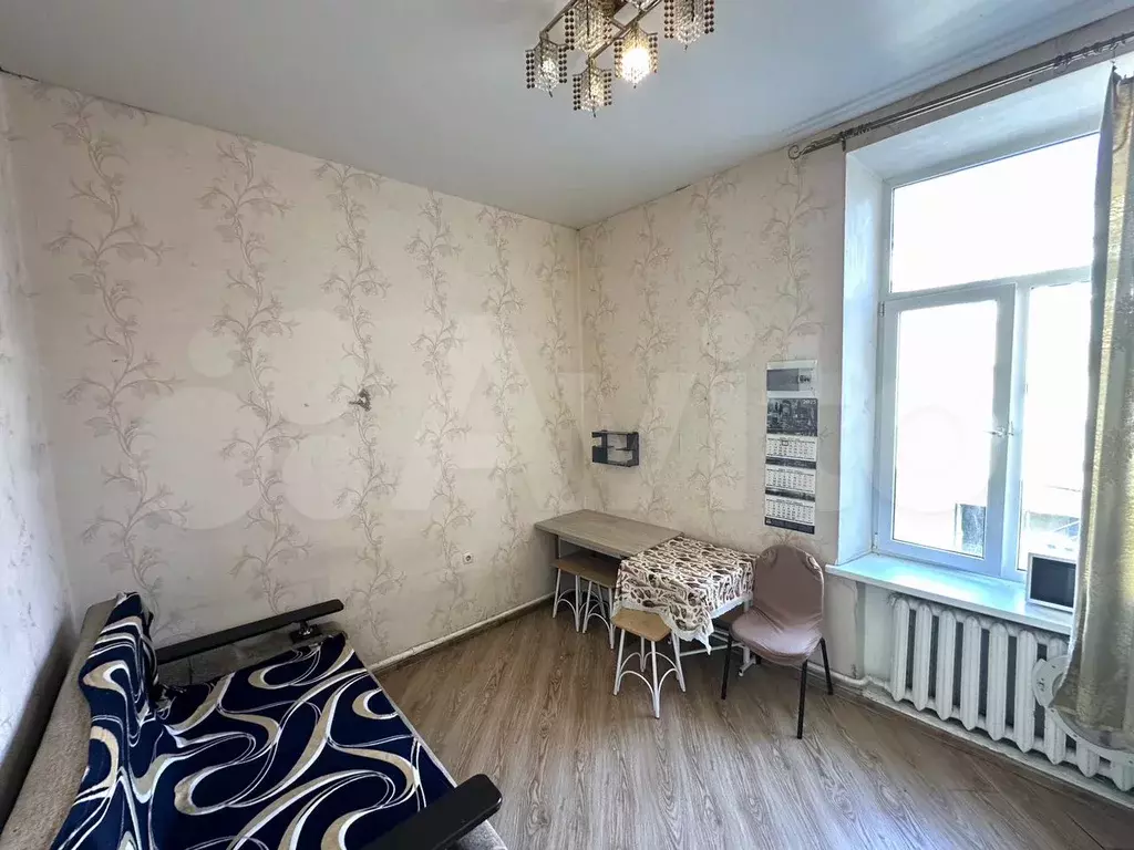 Комната 15 м в 4-к., 2/3 эт. - Фото 0