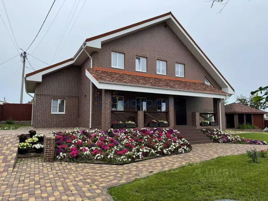 Дом в Нижегородская область, Нижний Новгород д. Ройка, 15А (242 м) - Фото 1