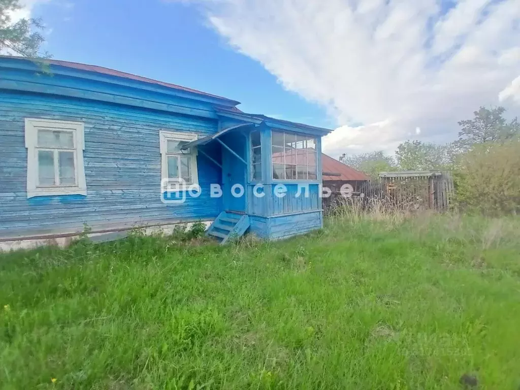 Дом в Рязанская область, Касимовский муниципальный округ, д. Басово  ... - Фото 0