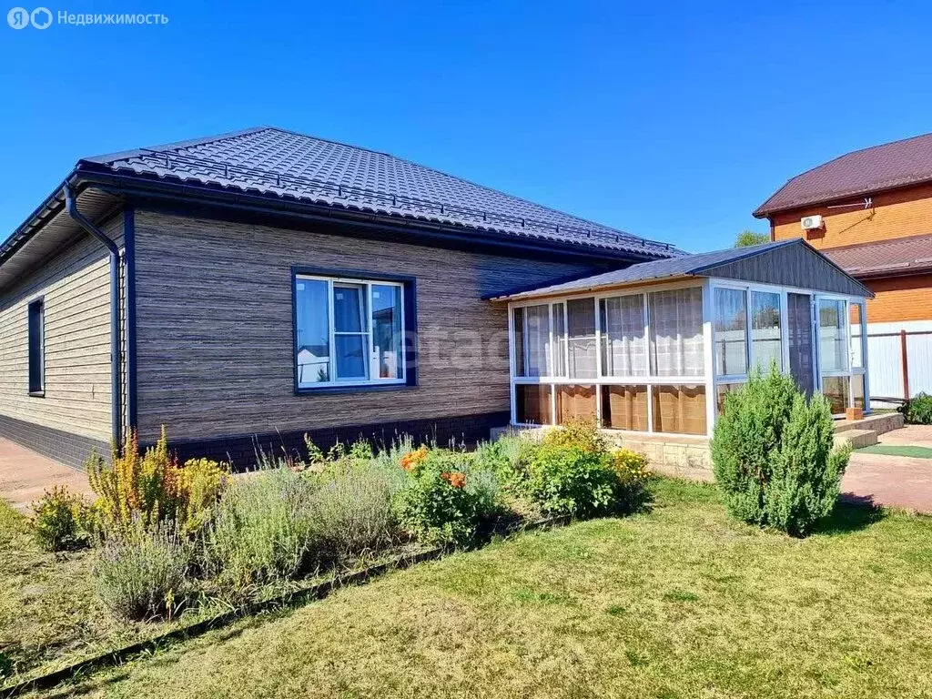 Дом в село Капитанщино, Заречная улица (95 м) - Фото 1