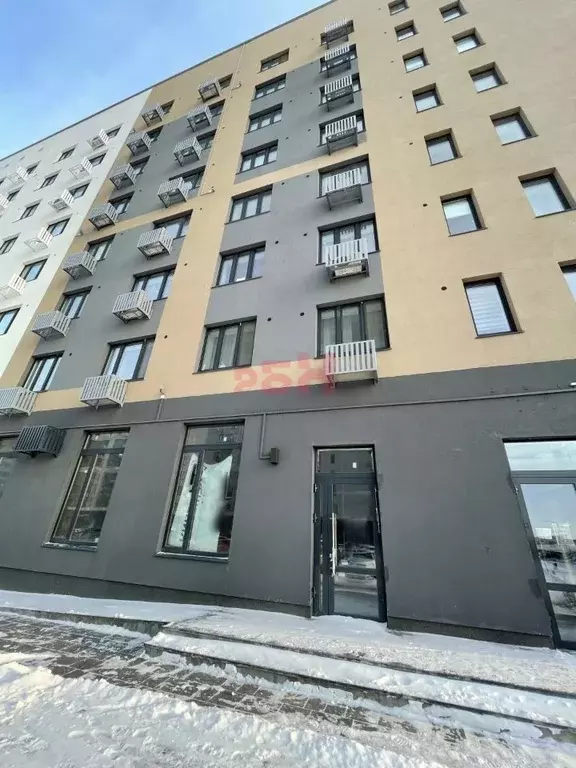 Торговая площадь в Тюменская область, Тюмень ул. Республики, 204к10 ... - Фото 1