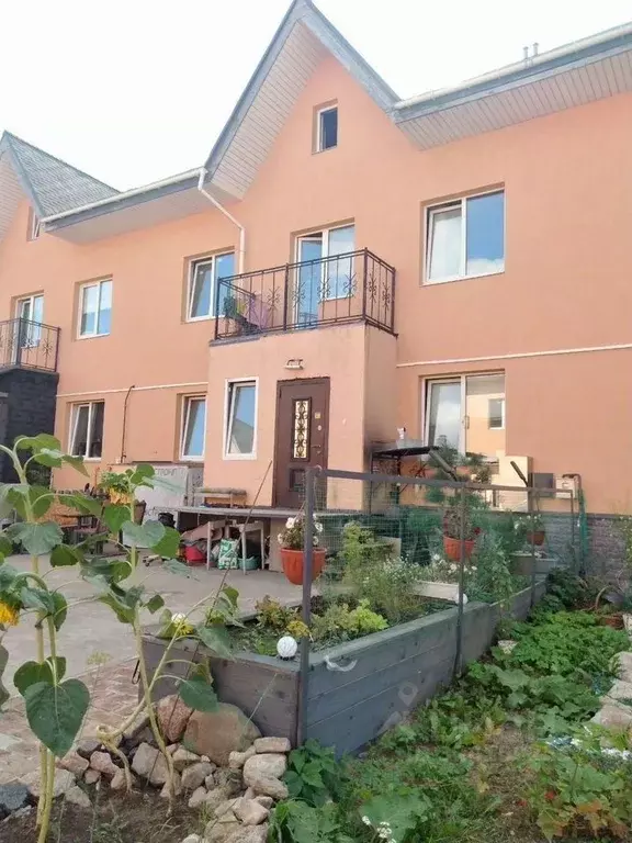 Таунхаус в Ленинградская область, Всеволожский район, Колтушское ... - Фото 1