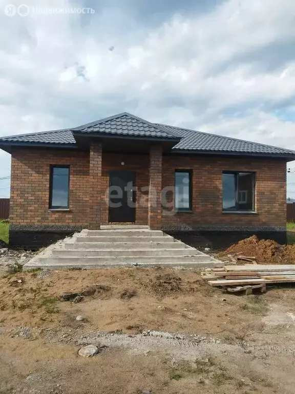 Дом в Республика Башкортостан, городской округ Уфа, деревня ... - Фото 1