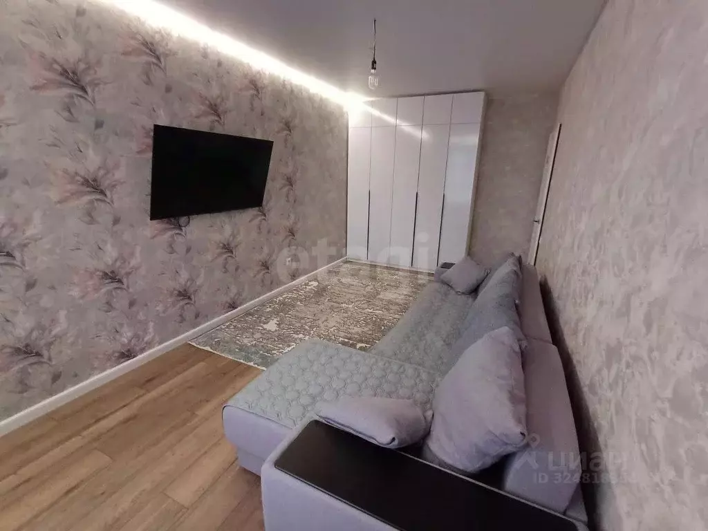 2-к кв. Тюменская область, Тюмень ул. Тимофея Кармацкого, 11 (55.0 м) - Фото 1