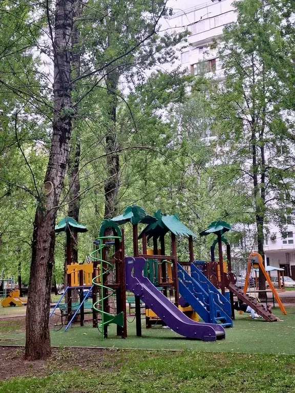 Комната 9,4 м в 2-к., 2/5 эт. - Фото 1