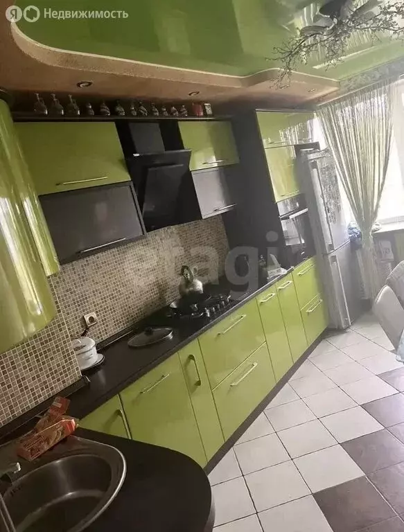 3-комнатная квартира: Верхняя Салда, улица Устинова, 33 (71.3 м) - Фото 1