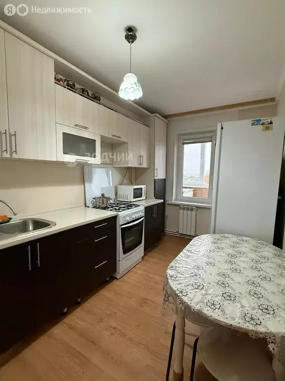 2-комнатная квартира: Янтиково, проспект Ленина, 38 (56.1 м) - Фото 1