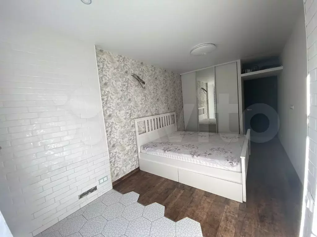 2-к. квартира, 60 м, 3/3 эт. - Фото 1