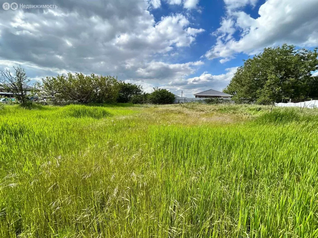 Участок в Симферопольский район, Мирновское сельское поселение, ... - Фото 1