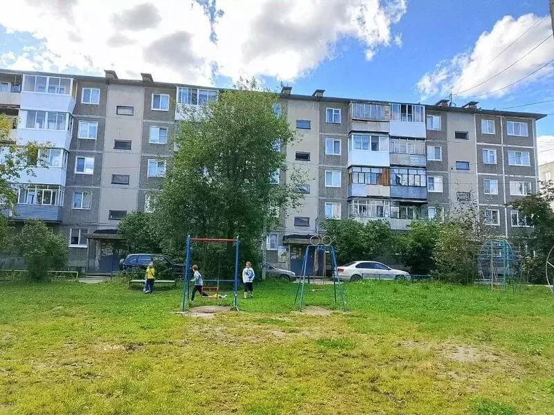 2-к кв. Свердловская область, Среднеуральск ул. Бахтеева, 16 (44.4 м) - Фото 0