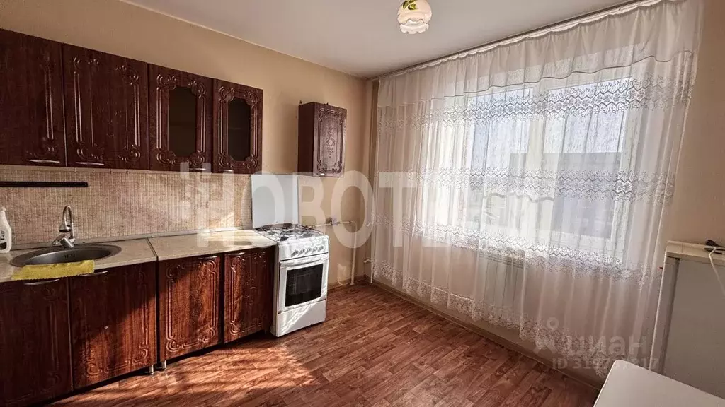 1-к кв. Краснодарский край, Крымск Курганная ул. (54.6 м) - Фото 1