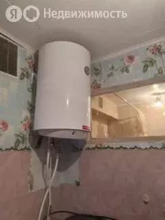 3-комнатная квартира: Керчь, улица Орджоникидзе, 120 (50 м) - Фото 1