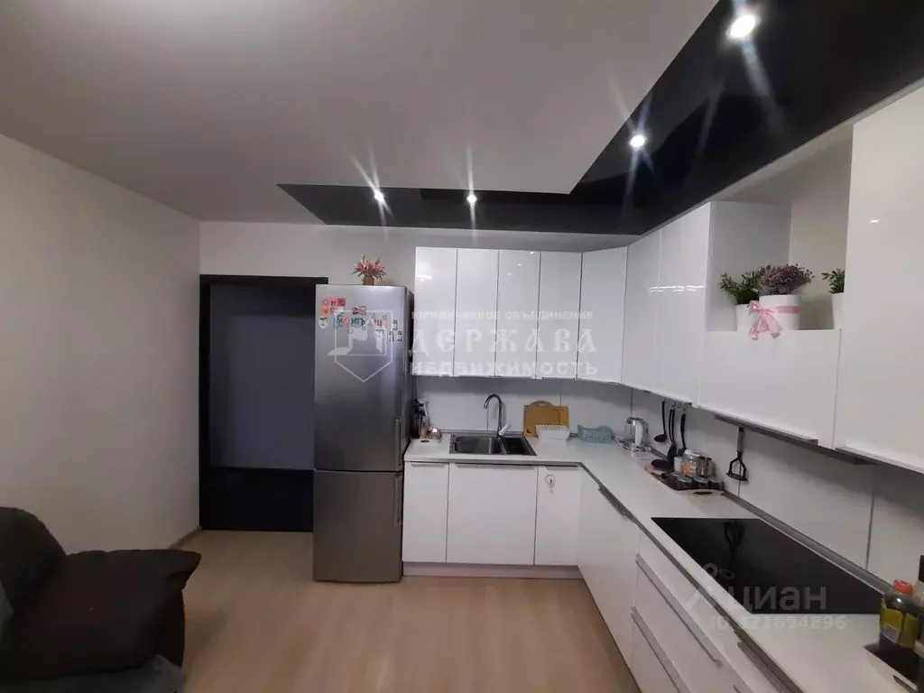 2-к кв. Кемеровская область, Кемерово просп. Шахтеров, 82А (52.0 м) - Фото 1