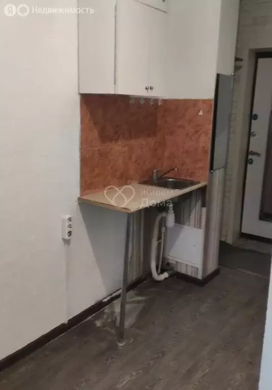 Квартира-студия: Волгоград, Казахская улица, 16 (10.1 м) - Фото 0