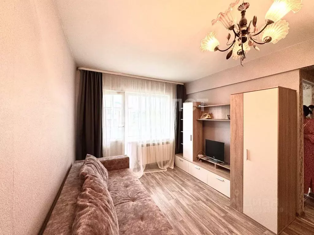 1-к кв. Иркутская область, Иркутск Советская ул., 76 (30.0 м) - Фото 1