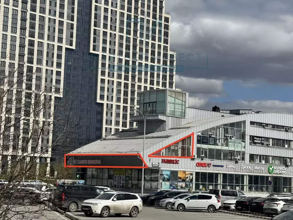 Помещение свободного назначения в Свердловская область, Екатеринбург ... - Фото 1