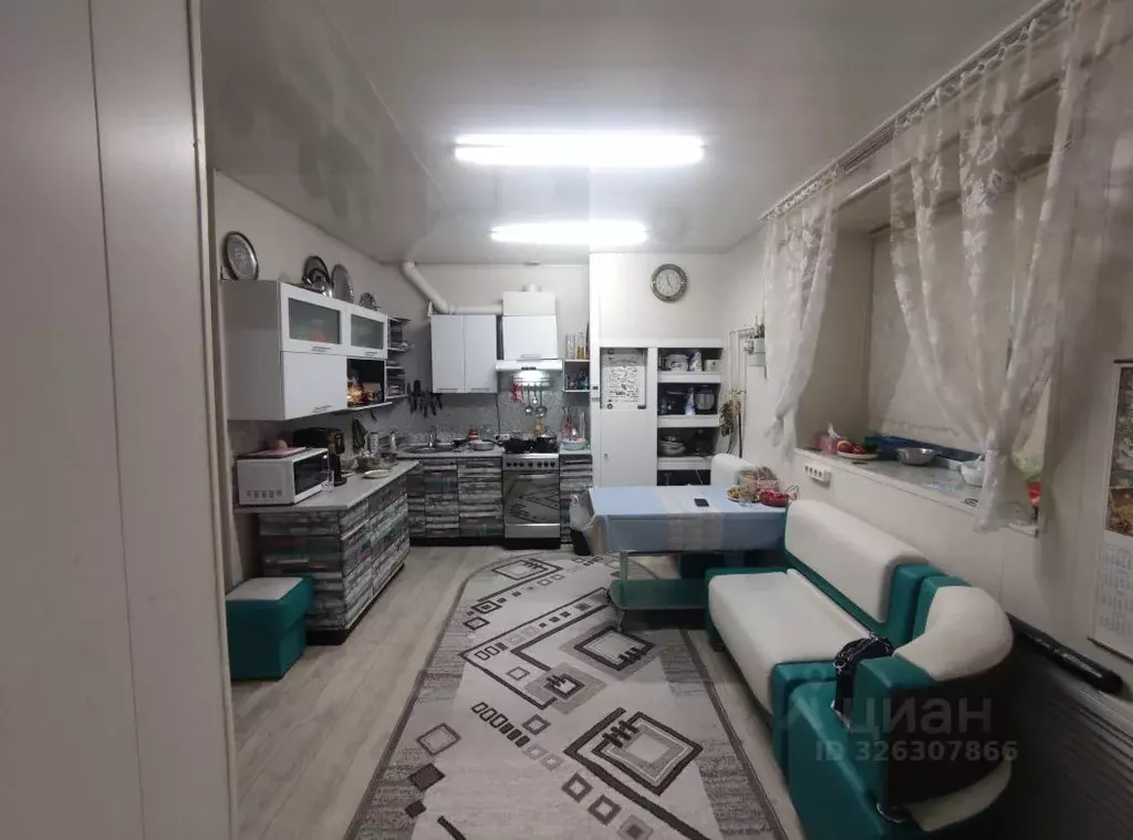 Дом в Омская область, Марьяновка рп ул. Пролетарская (83 м) - Фото 1