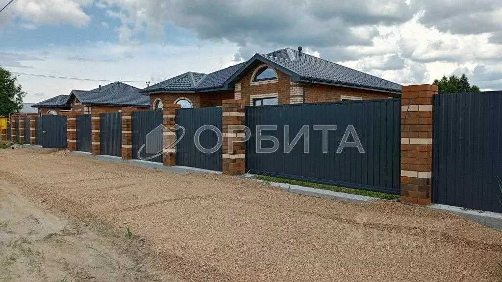 Дом в Тюменская область, Тюмень ул. Владимира Гоненко, 9 (122 м) - Фото 1
