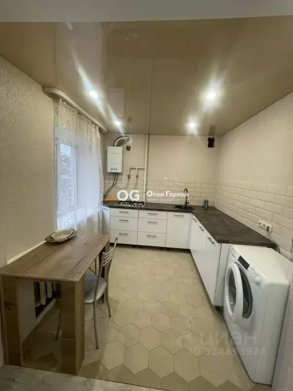 2-к кв. Брянская область, Брянск ул. Пушкина, 40 (44.0 м) - Фото 1