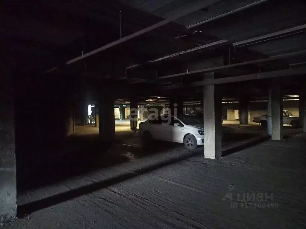 Гараж в Свердловская область, Екатеринбург муниципальное образование, ... - Фото 1