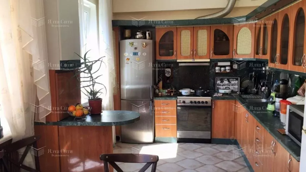 2-к кв. Крым, Ялта муниципальный округ, Ливадия пгт пер. Батурина, 18А ... - Фото 2