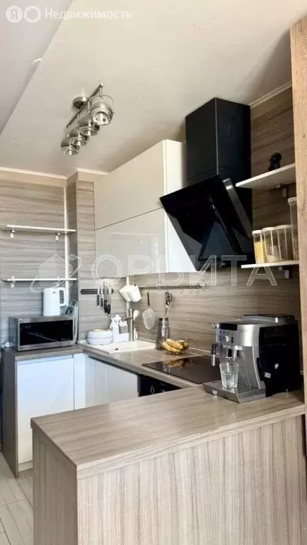 2-комнатная квартира: Тюмень, улица Тимофея Чаркова, 81 (59.5 м) - Фото 2